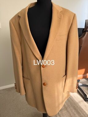 Men's Camel Wool Blazer - Classic Single-Breasted Jacket